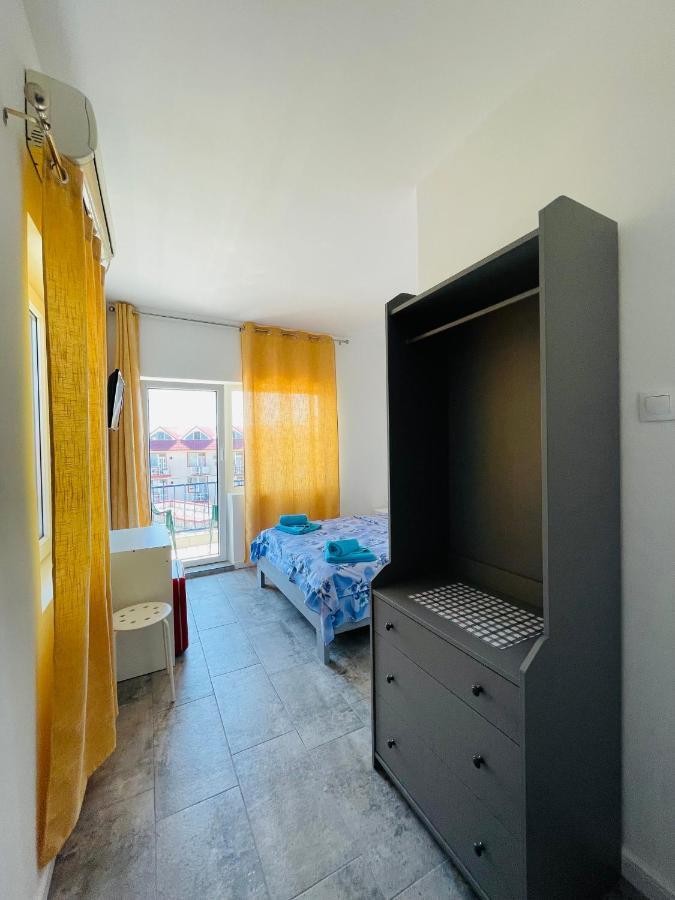 Pierre La Tarmul Marii -Primim Vouchere Vacanta Hostel Costinești Εξωτερικό φωτογραφία